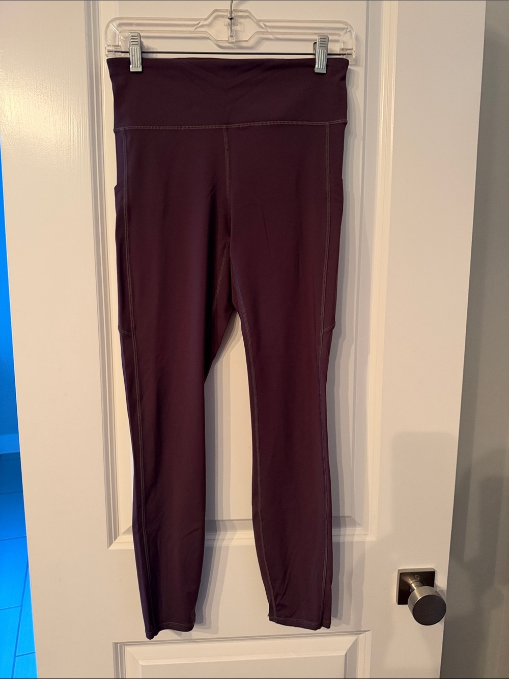 Vuori Plum High-Rise Performance Leggings